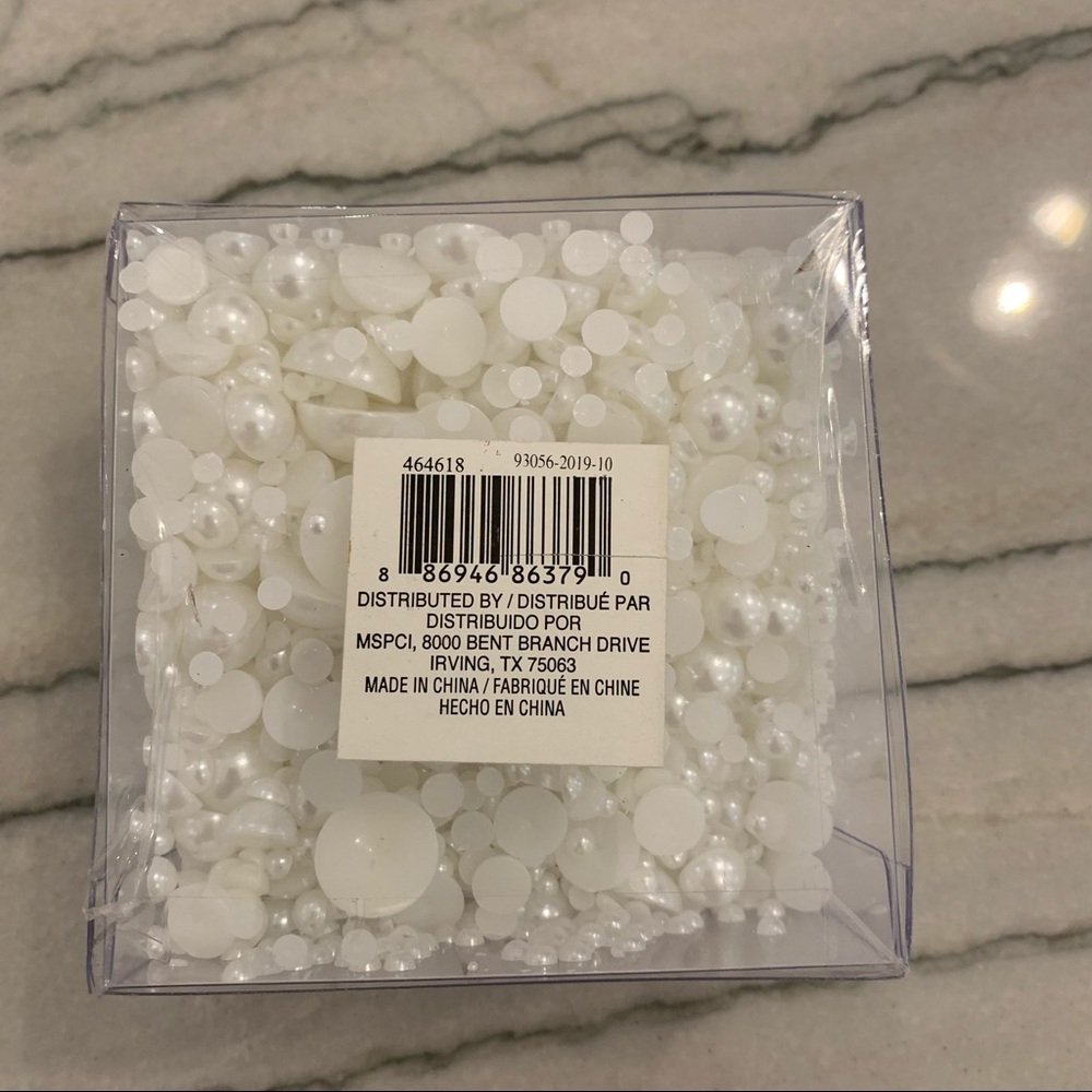 Faux White and Pearl Acrylic Crafting Beads - Picture 4 of 4